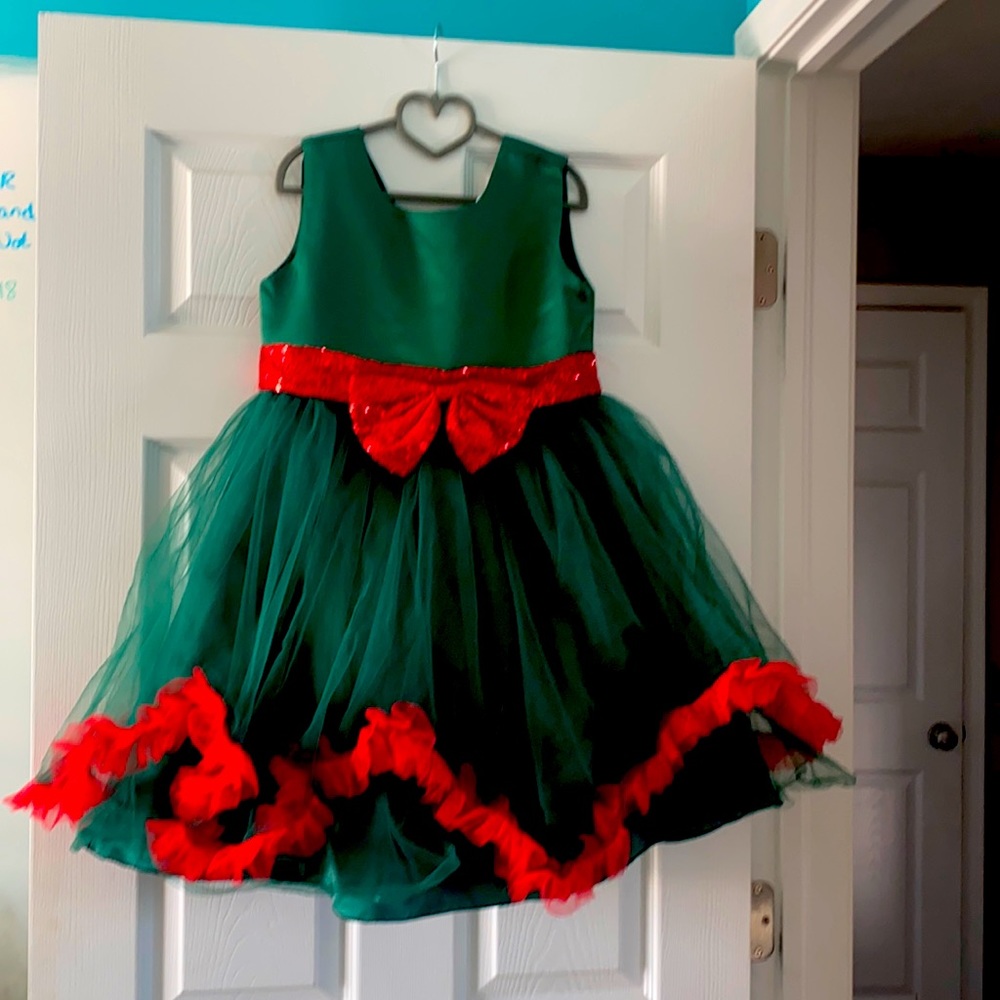 Beautiful green and red formal dress!
